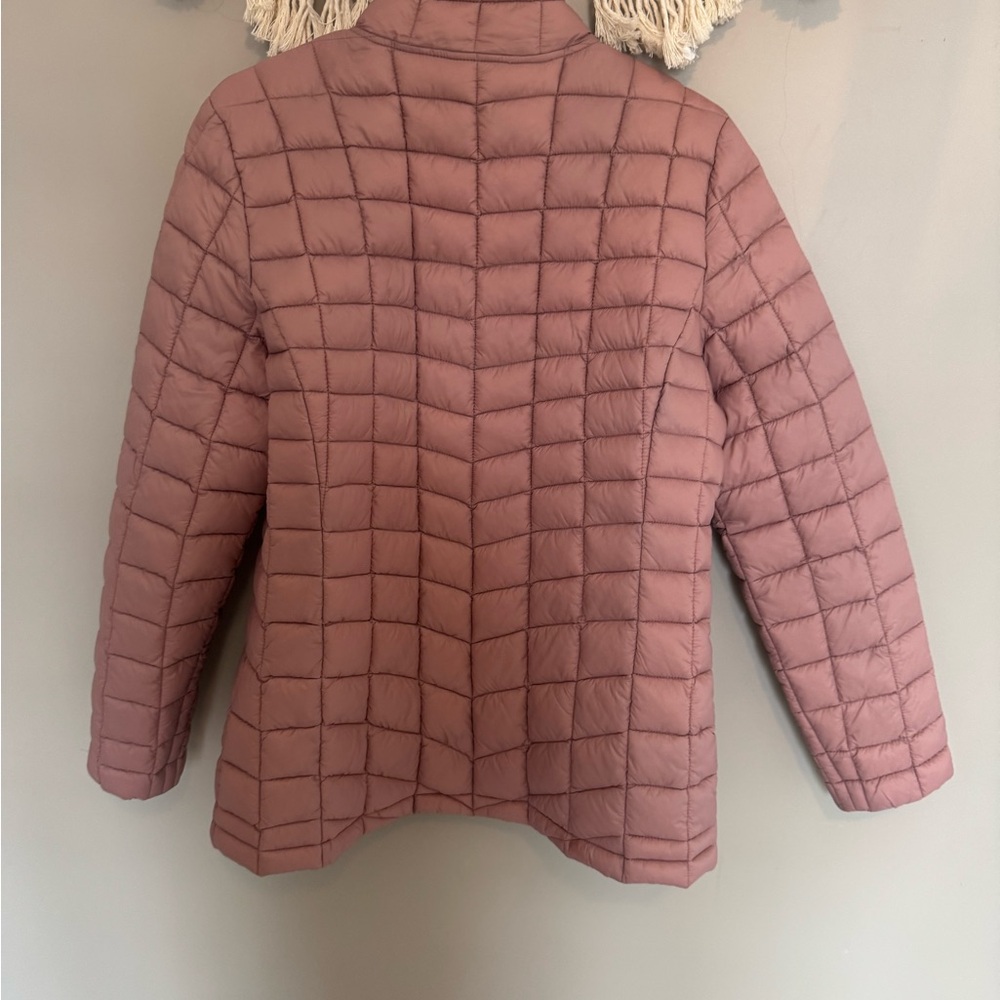 Reebok Packable Women's Pink Puffer Jacket - Picture 2 of 7